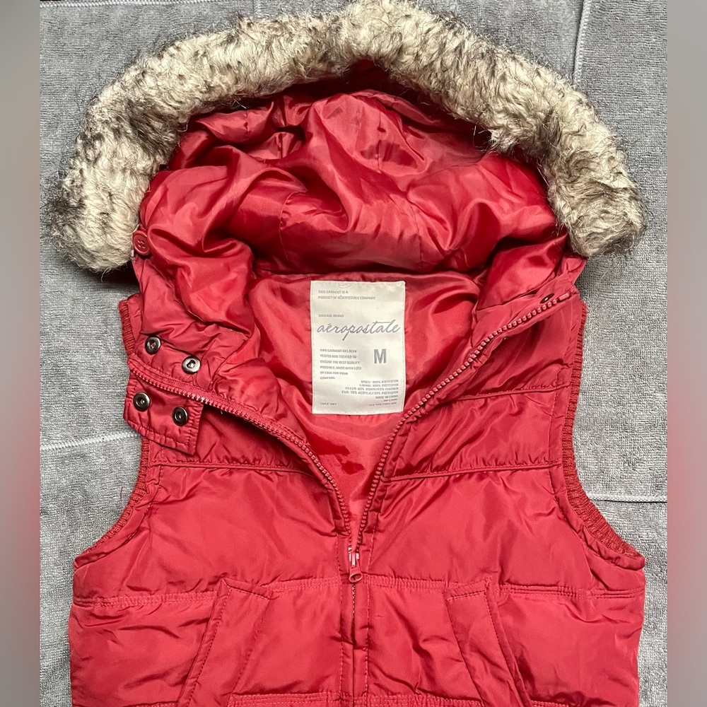 Aeropostale Puffy Down Feather Vest w/ Hood. *Excellent Condition*. Size M - Picture 1 of 5